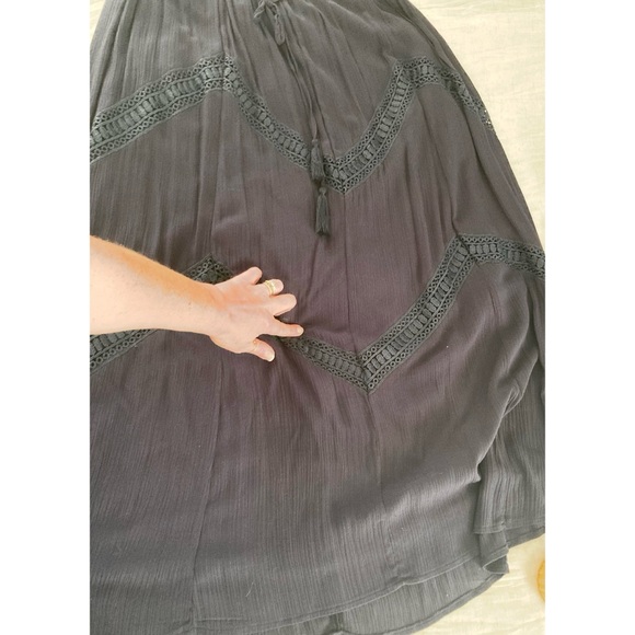 Solitaire Navy Blue Maxi Skirt Crochet & Tassel Details Size XL NEW - Picture 10 of 13